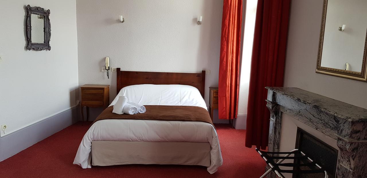 Logis Hotel Le Prieure Bourg-Saint-Andéol Exteriör bild